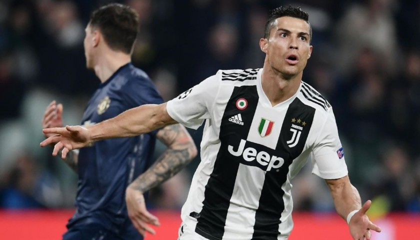 Ronaldo Official Juventus Shirt, 2018/19