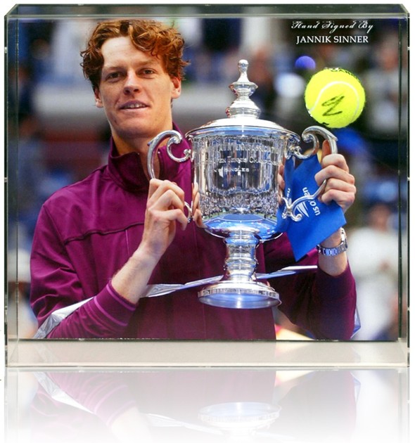 Jannick Sinner Signed Tennis Ball Presentation