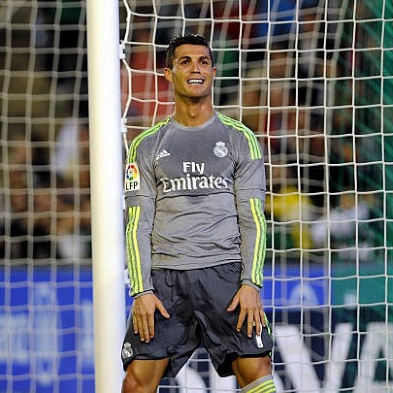Ronaldo's Real Madrid Match Shirt, 2015/16 - CharityStars