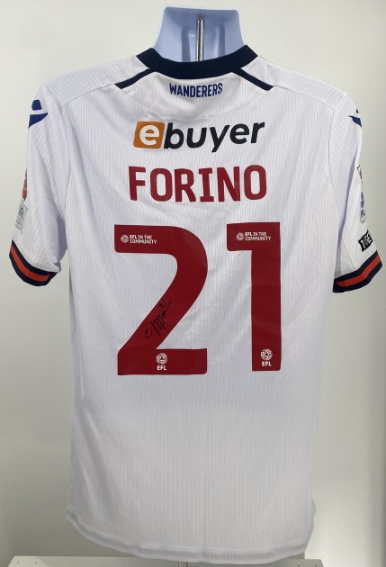 La maglia firmata di Chris Forino del Bolton Wanderers indossata durante la partita