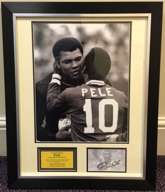 Fotografia di Pelè e Muhammad Ali - autografata da Pelè