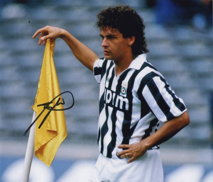 Photograph Signed by Roberto Baggio