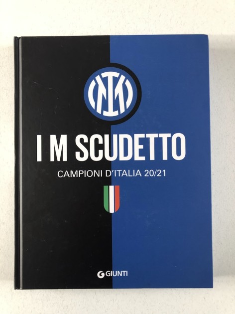"Inter - I'm Scudetto" Book Signed by the Players