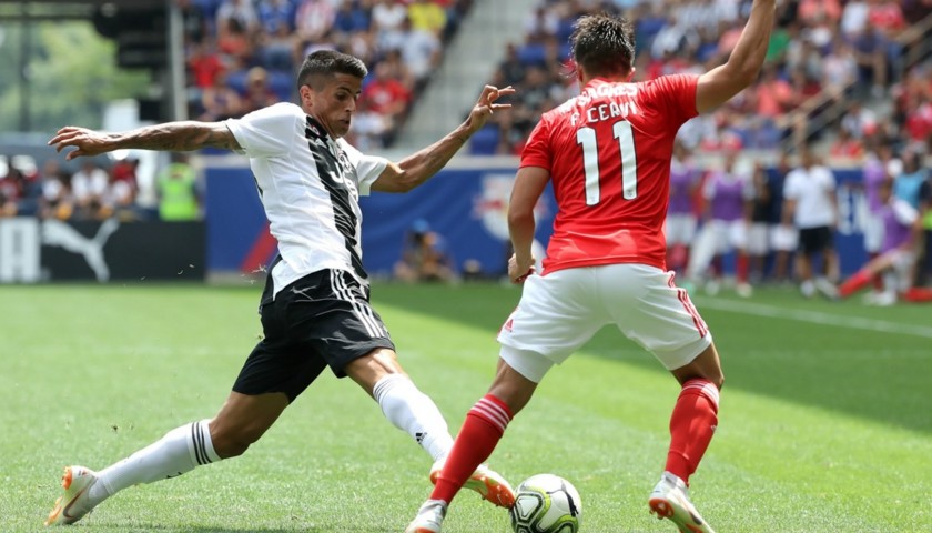 Cervi's Worn Shirt, Benfica-Juventus 2018