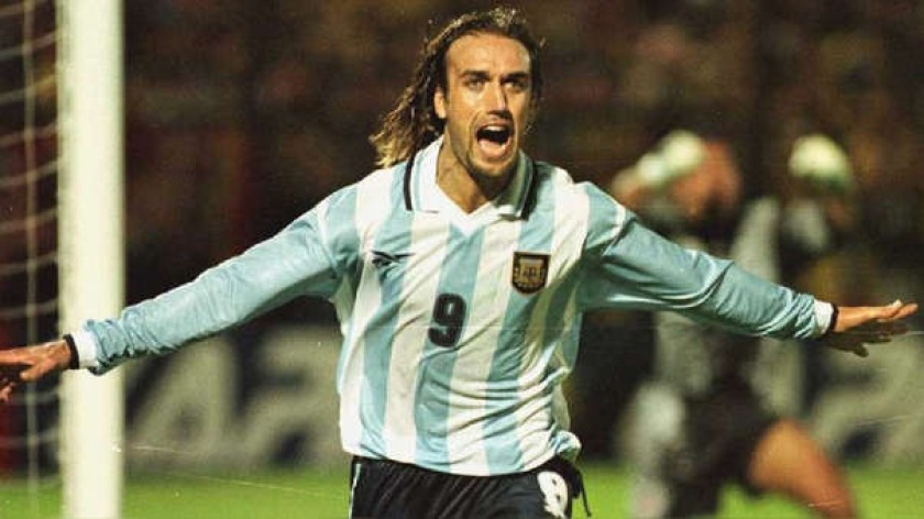Batistuta's Official Argentina  Signed Shirt, 1999/00