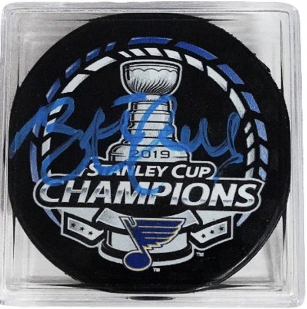 Brett Hull Signed Stanley Cup Champions Puck