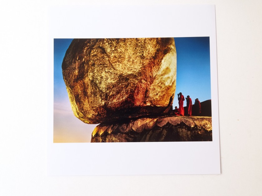 Steve McCurry "The Golden Rock beneath Kyaiktiyo Pagoda"