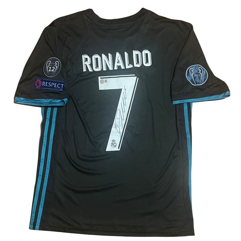 La maglia da trasferta firmata da Cristiano Ronaldo del Real Madrid 2017/18