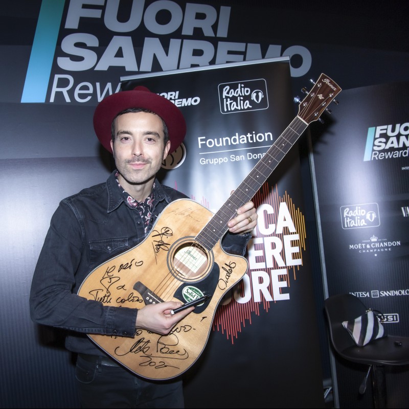 Sanremo 2020 Artists Signed Guitar