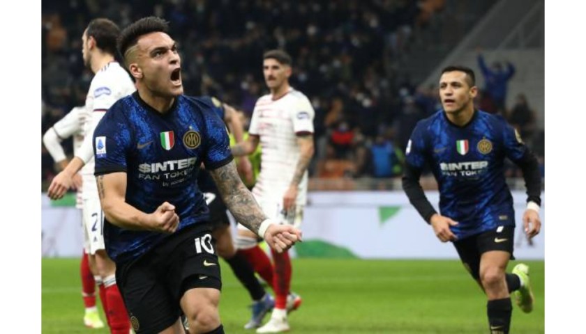 Lautaro's Official Inter Shirt, 2021/22 - Signed by the Squad 
