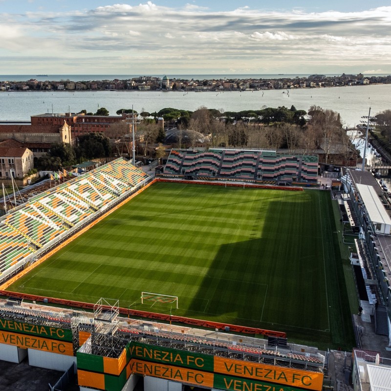 Assisti in Pitch View a Venezia vs Atalanta + Hospitality