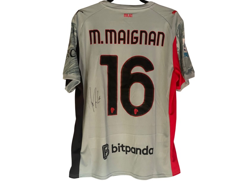 Maignan's Milan Signed Official Shirt, 2025/26