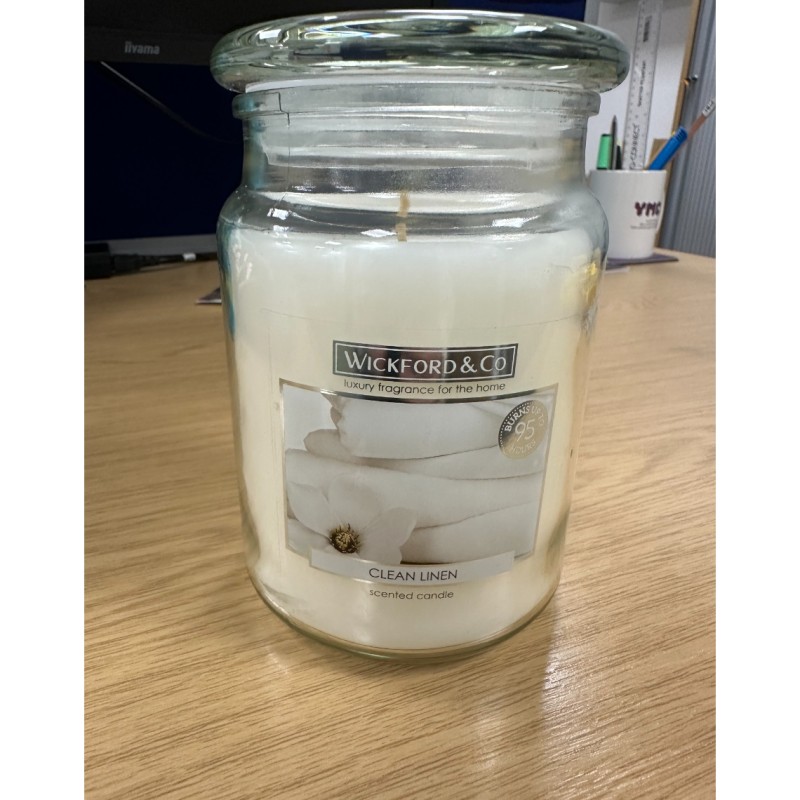 Wickford & Co Scented Candle