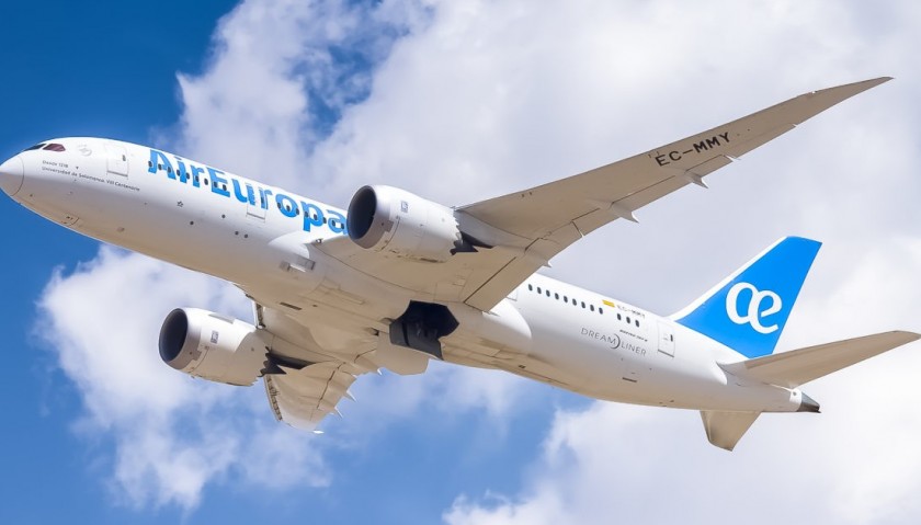 Two Tickets plus Room to Santo Domingo with Air Europa
