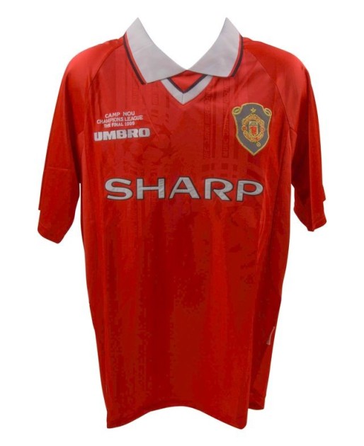 Ryan Giggs' Manchester United Signed Shirt - CharityStars