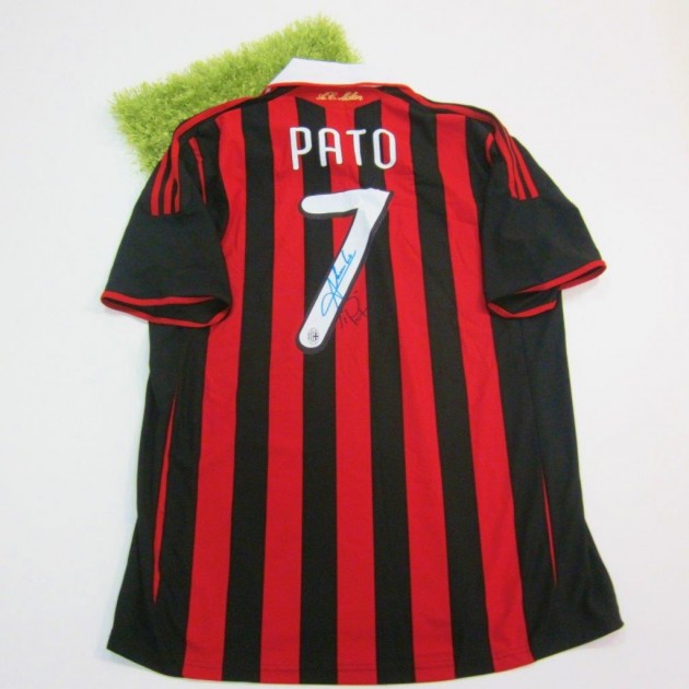 Pato Milan shirt, Serie A 2009/2010, signed