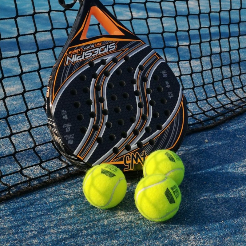 Take the court with two players of the  Italian National Padel Team