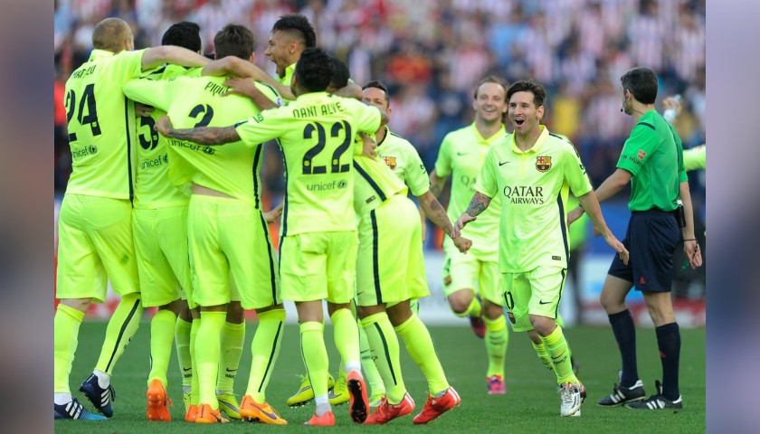 Pique's Official Barcelona Signed Shirt, 2014/15