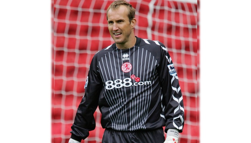 Boro best sale goalkeeper kit