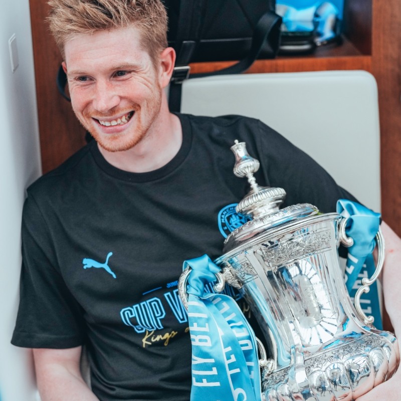 Signed Kevin De Bruyne Photograph, FA Cup Final Win v Manchester United 2022/23 Season