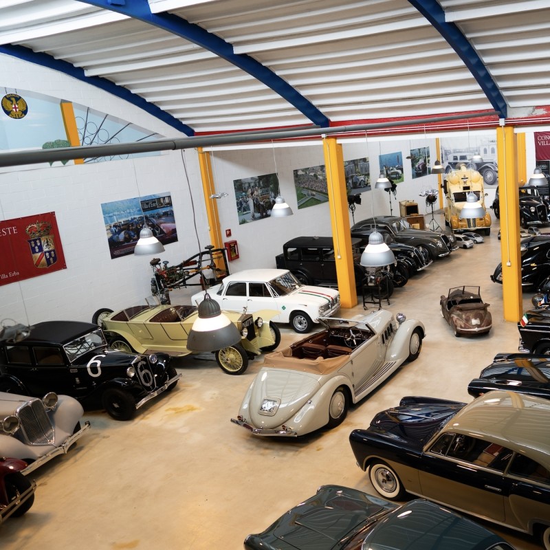 Visita guidata per 10 persone alla Collezione Lo Presto, collezione di auto d'epoca