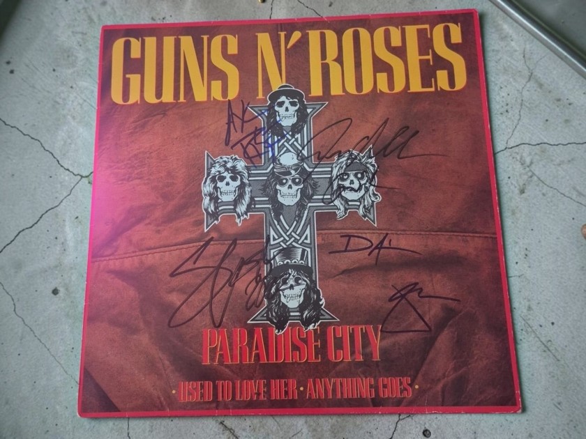 Vinile da 12" di "Paradise City" dei Guns N' Roses - Autografato