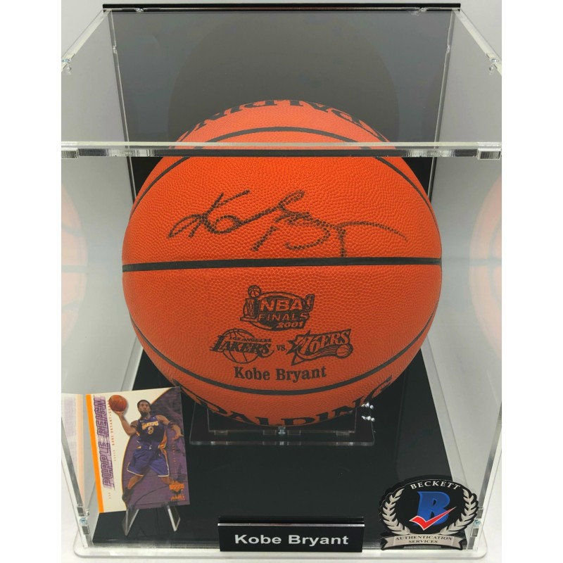 Kobe Bryant Limited Edition NBA Finals 2001 Signed Basketball Display