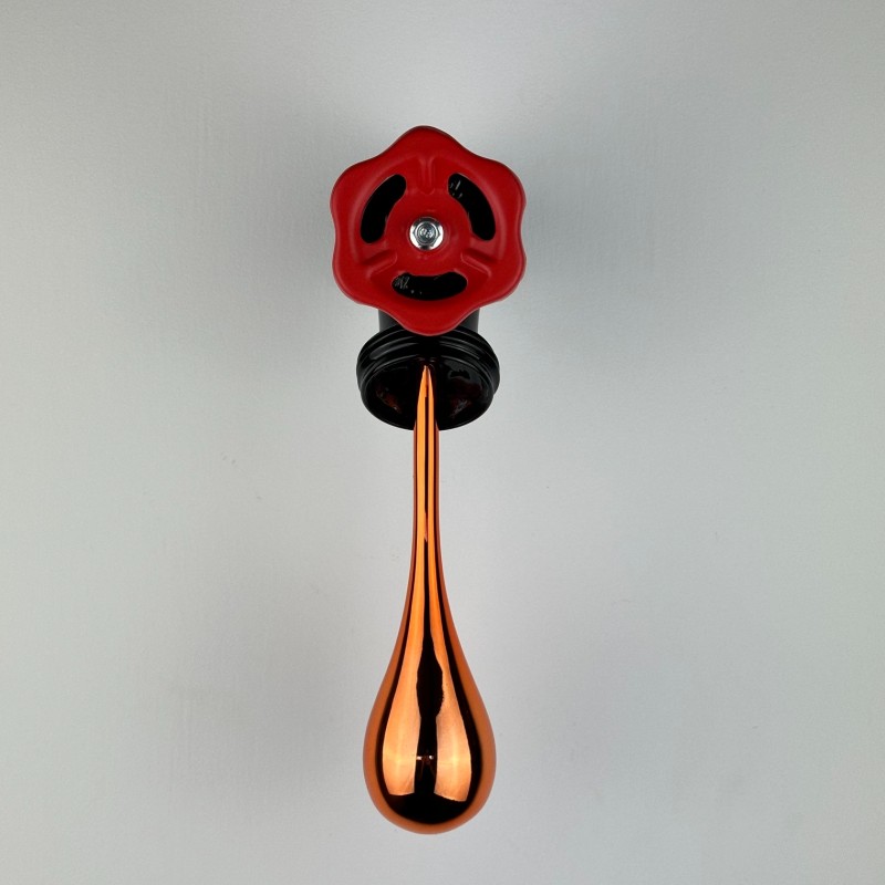 "Running Out Black and Orange" di Santicri