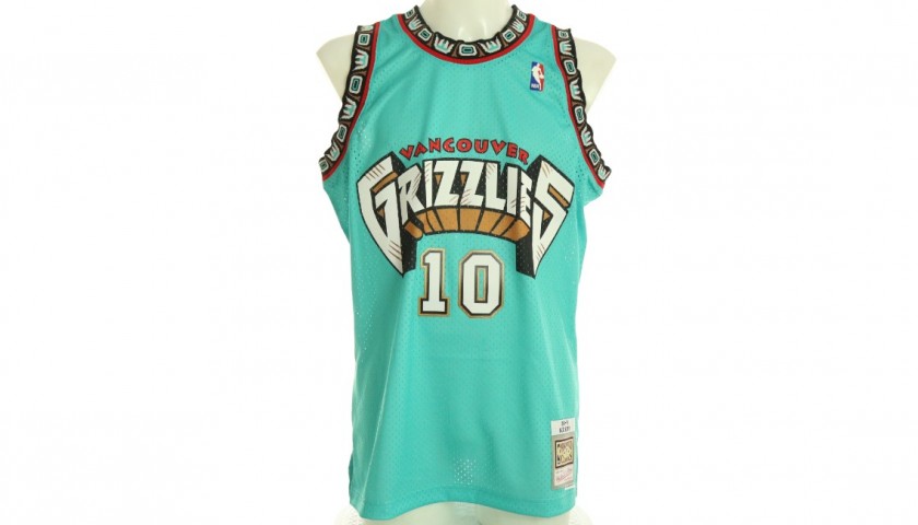 1997-98 Vancouver Grizzlies Team Signed Jersey and Shareef