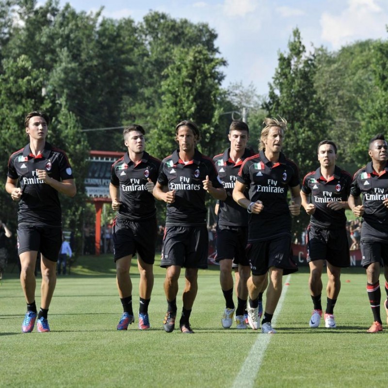 Visit and assist a Milan Football Club Training session