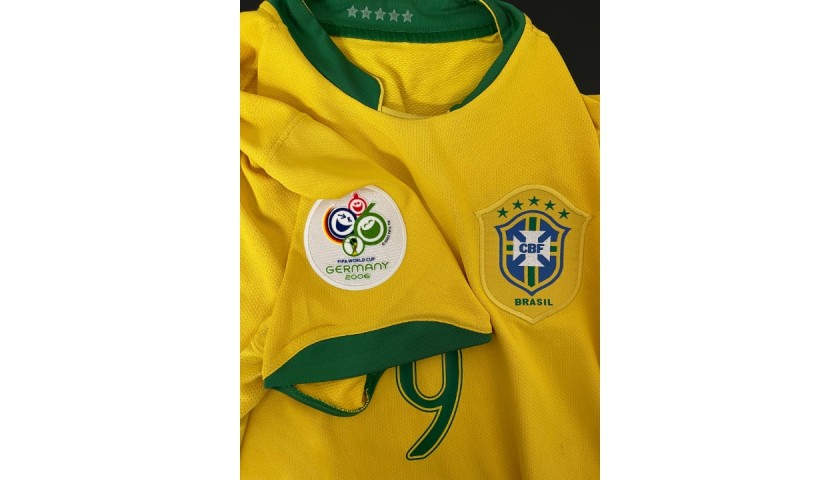 Brazil National Team Shirt Signed By Pele and Ronaldo Nazario - CharityStars