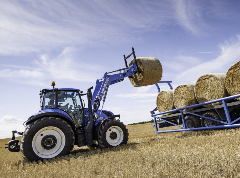 Exclusive New Holland tractor T5.120 