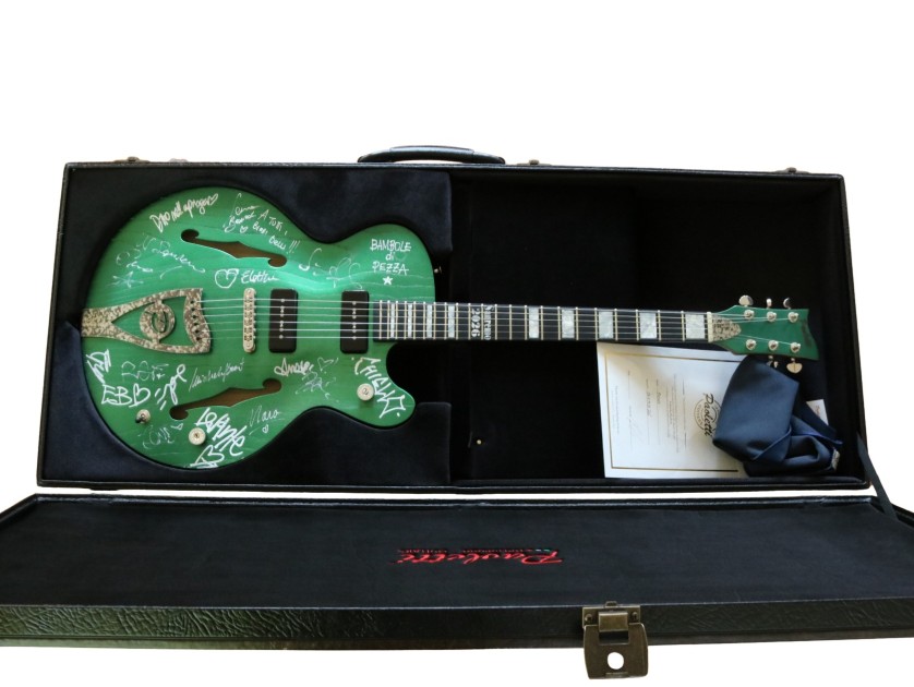 Paoletti Guitar - Signed by the Sanremo 2026 Artists