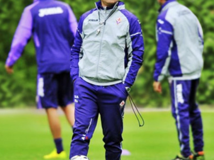 Meet the Fiorentina coach and players at the training ground