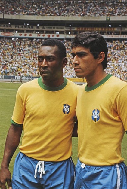 Pele Official Brazil Signed Shirt - CharityStars