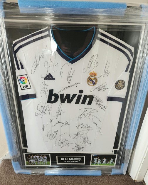 Real Madrid 2012/13 Squad Signed and Framed Shirt