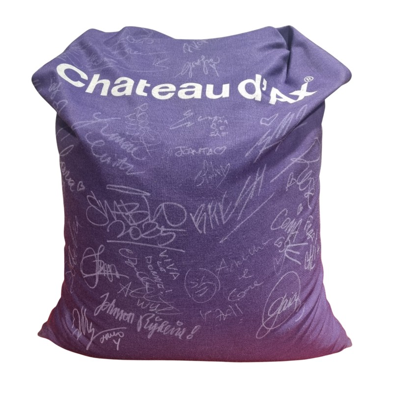 Chateau d'Ax Poplà pouf autographed by the artists competing at Sanremo 2025