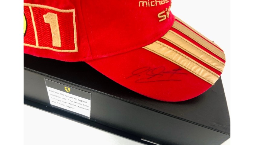 Cappellino autografato da Michael Schumacher - CharityStars