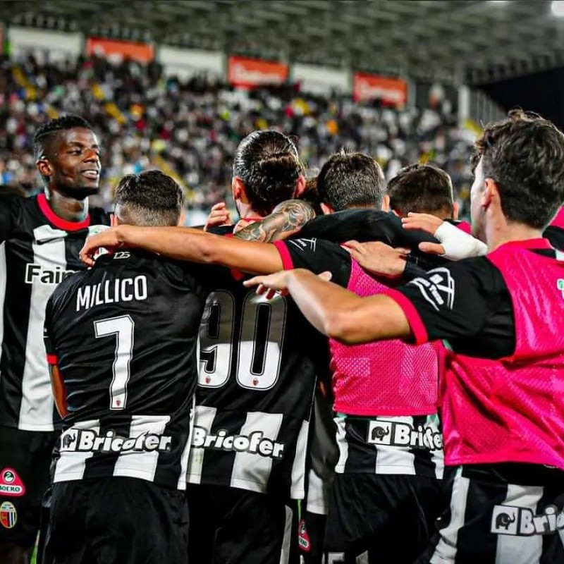 Enjoy the Ascoli-Palermo Match from Central Armchair Seat + VIP Hospitality 