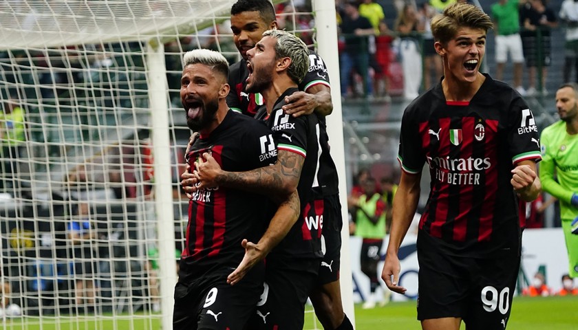 Mascot Experience at the AC Milan-Napoli Match