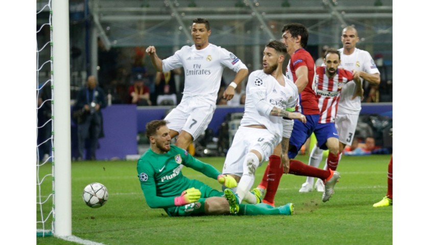 Match-Ball 2016 UCL Final - Signed by Sergio Ramos 