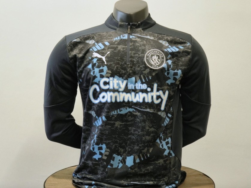 James McAtee's Worn Pre-Match Midlayer from Manchester City v Brighton & Hove Albion