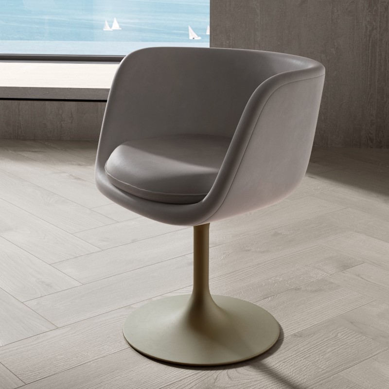 Natuzzi Voyage Swivel Chair