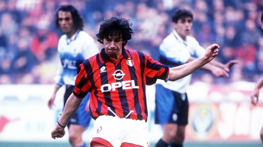 Albertini's Milan Signed Official Shirt, 1995/96 