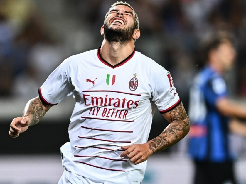 Maglia Authentic Theo Hernandez Milan, 2022/23 - Autografata - CharityStars