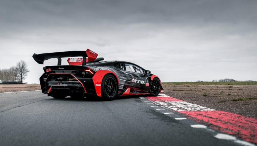 Esperienza guida Lamborghini Huracán Super Trofeo per una persona