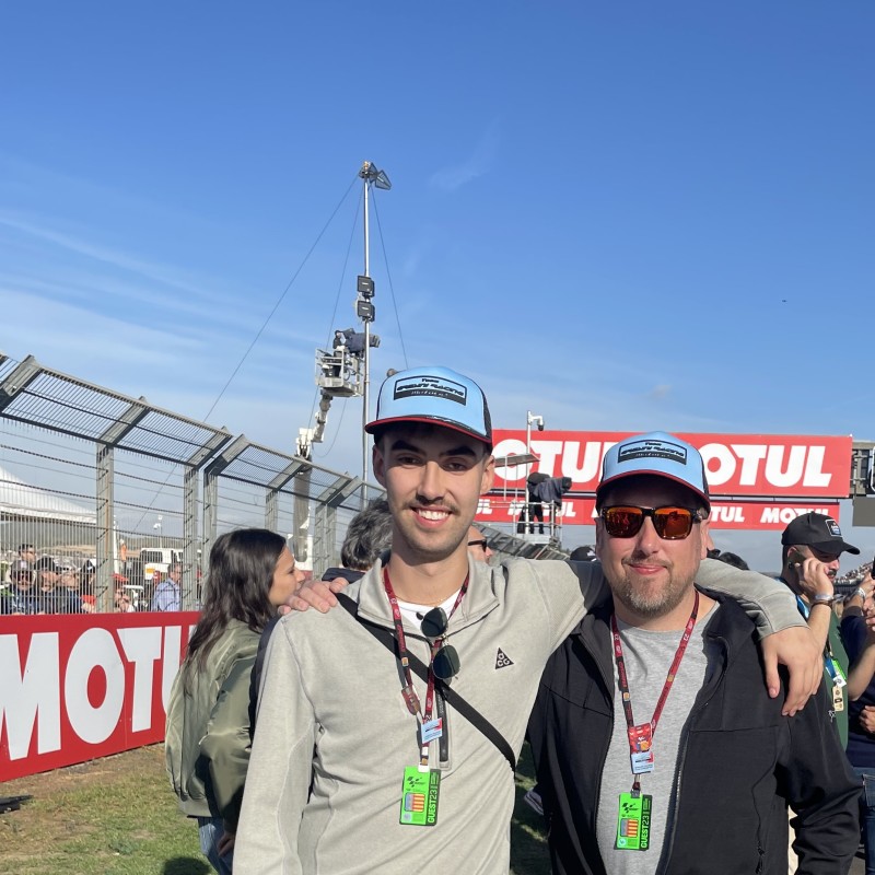 Esperienza MotoGP™ Valencia: accesso griglia Sprint Race + pass paddock weekend per due persone 