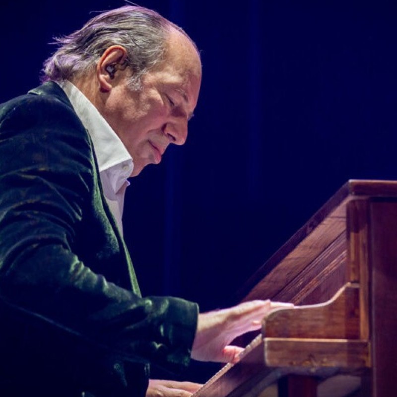 Biglietti per Hans Zimmer e ospitalità per due persone a Manchester