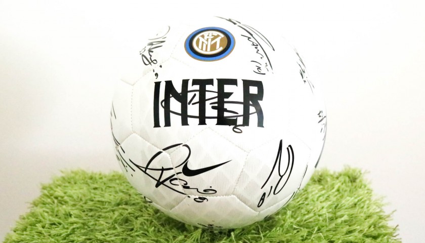 Official Inter 2018/19 Football  - Signed by the Squad