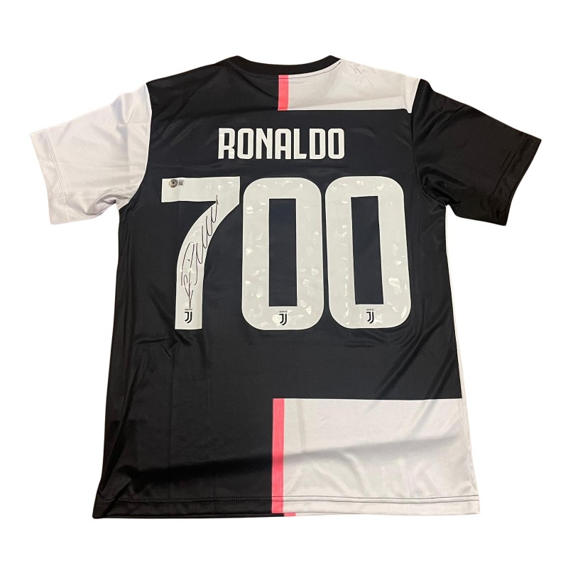 Cristiano Ronaldo's Juventus Special Edition 700 Replica Shirt